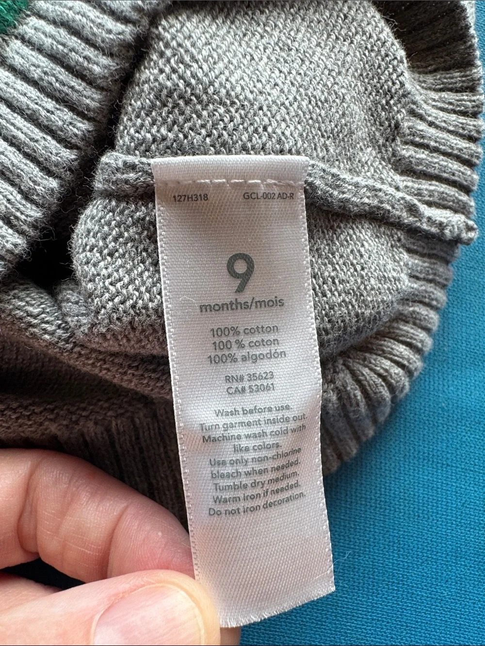 Carter's Size 9 month Gray Sweater with White Polar Bear